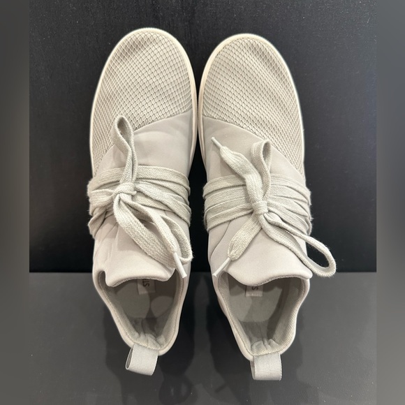 Steve Madden Sneakers - Picture 6 of 9